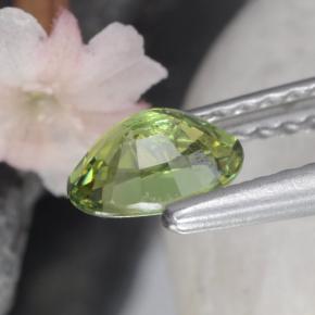 Granada demantoide verde natural 0,58ct, corte oval, VS
