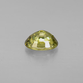 Granada demantoide verde natural 0,74ct, corte oval, VS