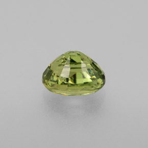 Granada demantoide verde natural 0,80ct, corte oval, VS-SI