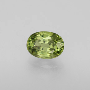 Granada demantoide verde natural 0,72ct, corte oval, VS