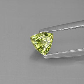 Granada demantoide verde natural 0,53ct, trillion, VS