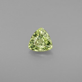 Granada demantoide verde natural 0,68ct, trillion, VVS-VS