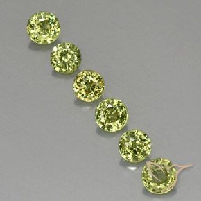 1.45ctw Natural Olive Green  Granada demantóide, Redondo, VVS-VS