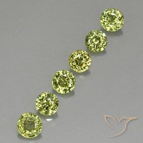 Pedras preciosas de Granada demantóide Olive Green  natural de 1.45 ct, Redondo, VVS-VS