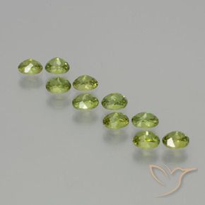 Pedras preciosas de Granada demantóide Verde amarelado natural de 2.31 ct, oval, VS