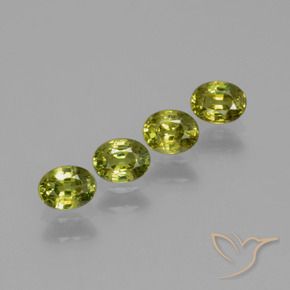 Pedras preciosas de Granada demantóide Medium Light Green natural de 1.02 ct, oval, VS