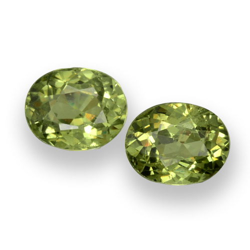 Pedras preciosas de granada demantoide verde natural de 0,93 ct, corte oval, VS