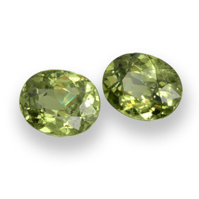 Pedras preciosas de granada demantoide verde natural de 0,93 ct, corte oval, VS