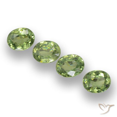 1.36ctw Natural verde quente Granada demantóide, oval, VS