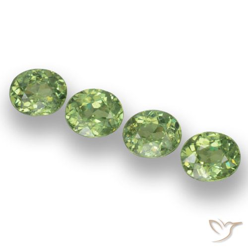 1.78ctw Natural verde quente Granada demantóide, oval, VS
