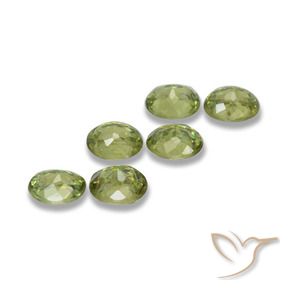 Pedras preciosas de Granada demantóide Verde médio natural de 1.88 ct, oval, VS