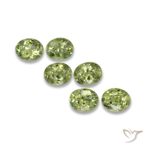Pedras preciosas de Granada demantóide Verde oliva natural de 2.06 ct, oval, VS