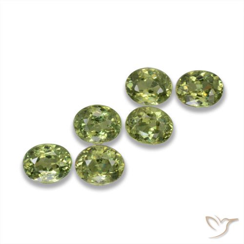 1.97ctw Natural Verde amarelado Granada demantóide, oval, VS