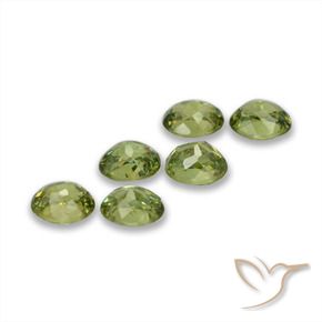 Pedras preciosas de Granada demantóide Verde amarelado natural de 1.97 ct, oval, VS