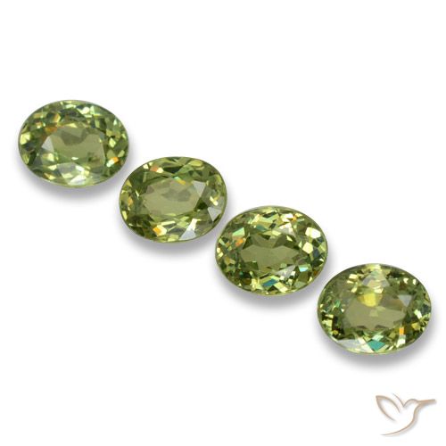1.23ctw Natural Verde oliva Granada demantóide, oval, VS