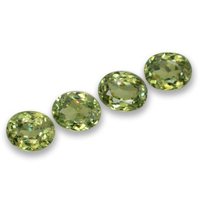 Pedras preciosas de granada demantoide verde natural de 1,66 ct, corte oval, VS