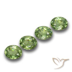 Pedras preciosas de Granada demantóide Verde médio natural de 1.24 ct, oval, VVS-VS