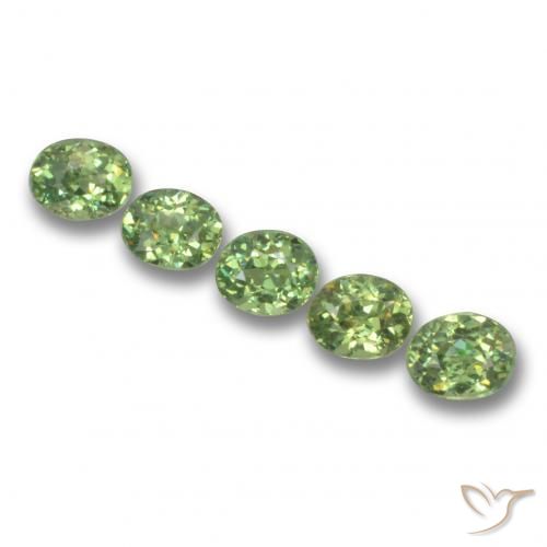1.84ctw Natural verde quente Granada demantóide, oval, VS