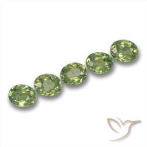 Pedras preciosas de Granada demantóide Verde floresta natural de 1.35 ct, oval, VS