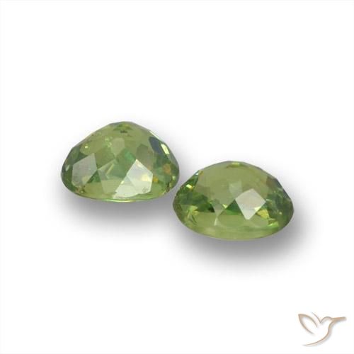 Pedras preciosas de Granada demantóide Verde médio natural de 0.80 ct, oval, VS