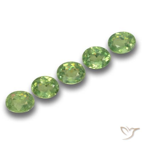 Pedras preciosas de Granada demantóide Verde médio natural de 1.43 ct, oval, VS