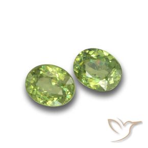 Pedras preciosas de Granada demantóide Verde médio natural de 0.90 ct, oval, VS