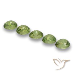 Pedras preciosas de Granada demantóide Verde médio natural de 2.02 ct, oval, VS