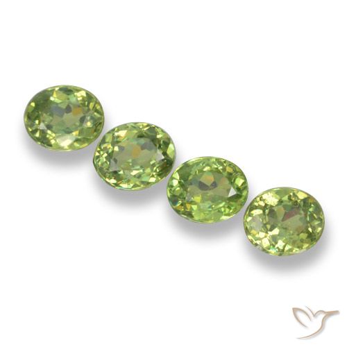 1.90ctw Natural verde quente Granada demantóide, oval, VS
