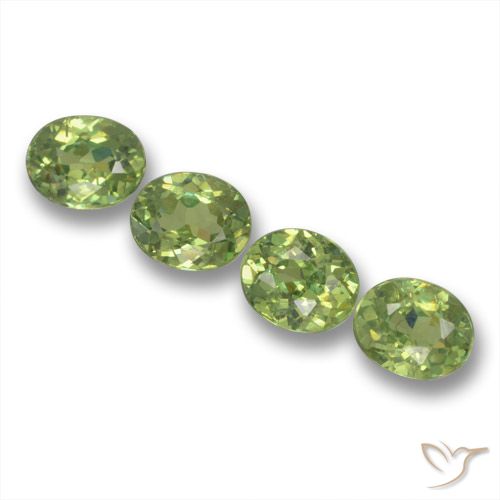 1.73ctw Natural verde quente Granada demantóide, oval, VS