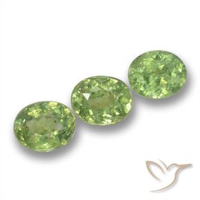 Pedras preciosas de Granada demantóide Amarelo verde natural de 1.13 ct, oval, VS