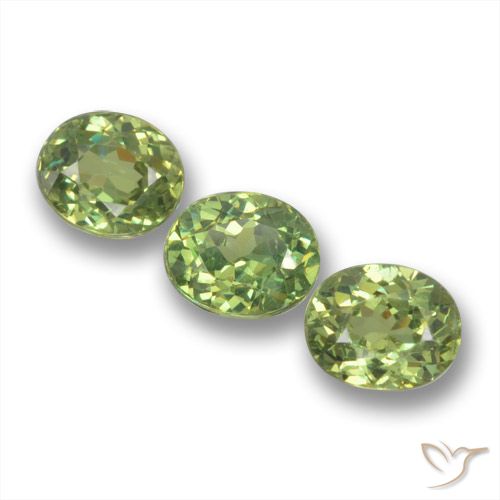 1.43ctw Natural verde quente Granada demantóide, oval, VS