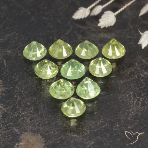 Pedras preciosas de Granada demantóide verde quente natural de 1.75 ct, Redondo, VS-SI