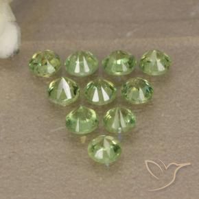 Pedras preciosas de Granada demantóide Luz verde natural de 1.75 ct, Redondo, VS-SI