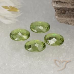 Pedras preciosas de Granada demantóide Verde limão natural de 1.65 ct, oval, VS