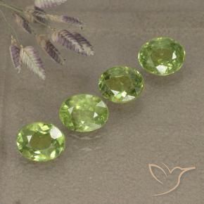 Pedras preciosas de Granada demantóide Verde Vivo Claro natural de 1.93 ct, oval, VS-SI