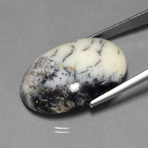 Ágata dendrítica multicolorido natural 30,24ct, corte oval, opaco
