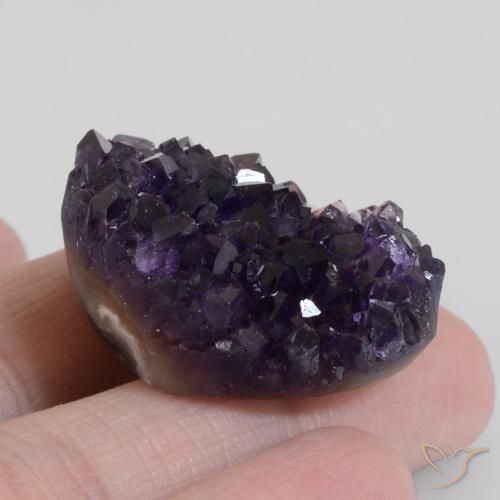 Drusa de ametista violeta natural 73,57ct, forma extravagante, opaco