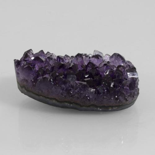 Drusa de ametista violeta natural 59,31ct, forma extravagante, opaco