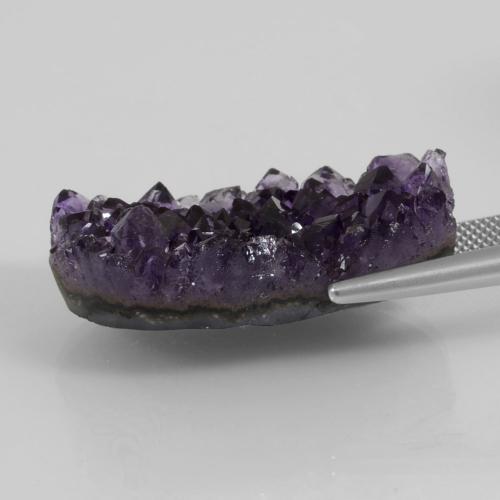 Drusa de ametista violeta natural 59,31ct, forma extravagante, opaco