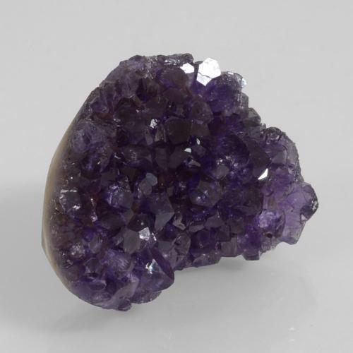 Drusa de ametista violeta natural 67,83ct, forma extravagante, opaco