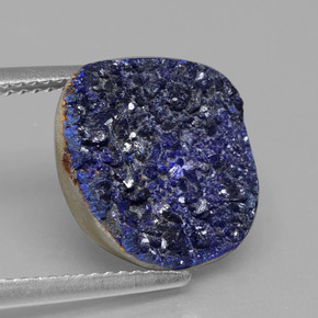Drusa de azurita azul natural 5,24ct, forma extravagante, opaco