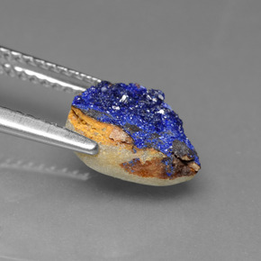 Drusa de azurita azul natural 2,15ct, forma extravagante, opaco