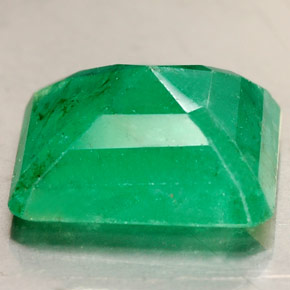 Esmeralda verde natural 3,53ct, corte esmeralda, SI-I1