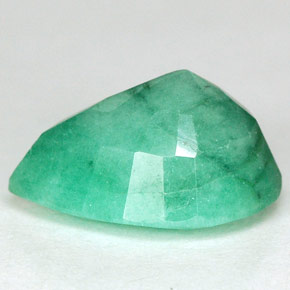 Esmeralda verde natural 3,47ct, formato de pêra, SI