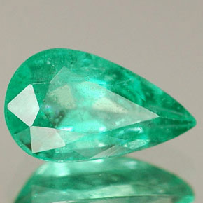 Esmeralda Verde Natural 1.29ct, Formato de pêra, VS