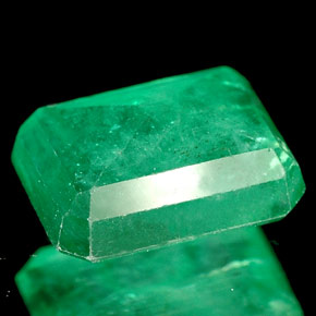 Esmeralda verde natural 2,54ct, corte esmeralda, I1