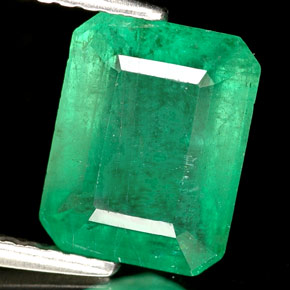 Esmeralda verde natural 2,35ct, corte esmeralda, I1