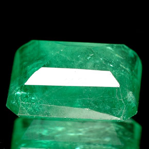 Esmeralda verde natural 2,35ct, corte esmeralda, I1