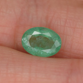 Esmeralda verde natural 1,17ct, corte oval, SI-I1