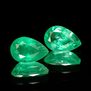 Pedras preciosas de esmeralda verde natural de  ct, formato de pêra, SI-I1